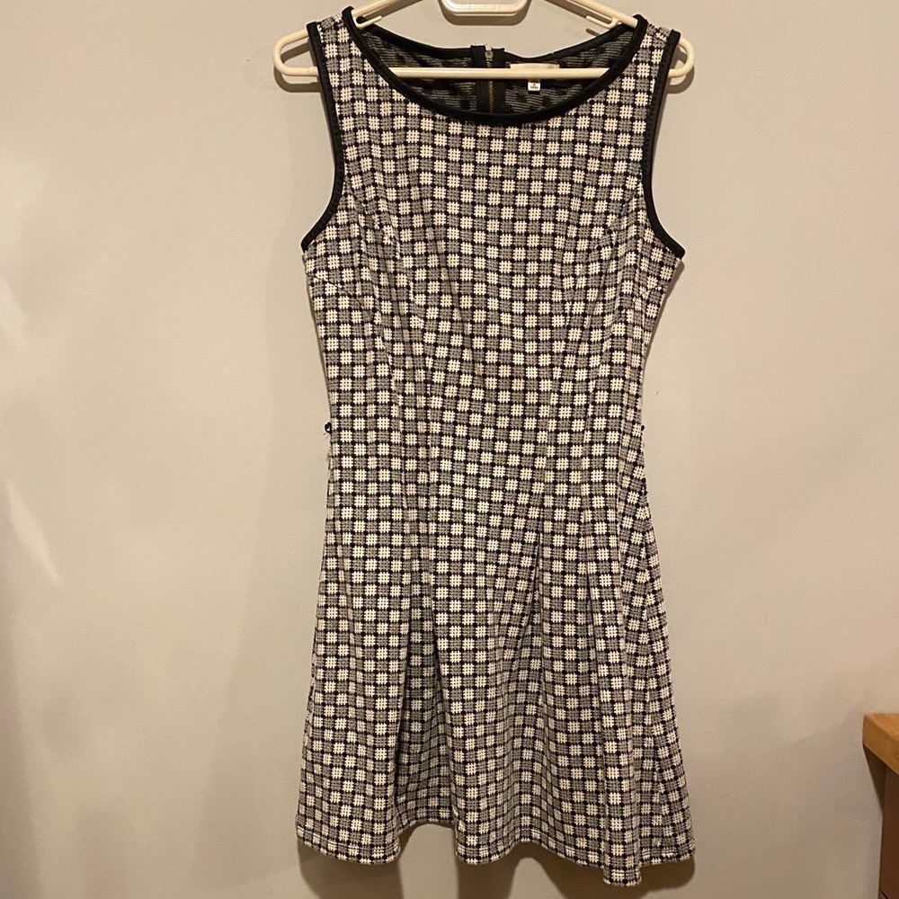 Max Studio  A-line knit dress